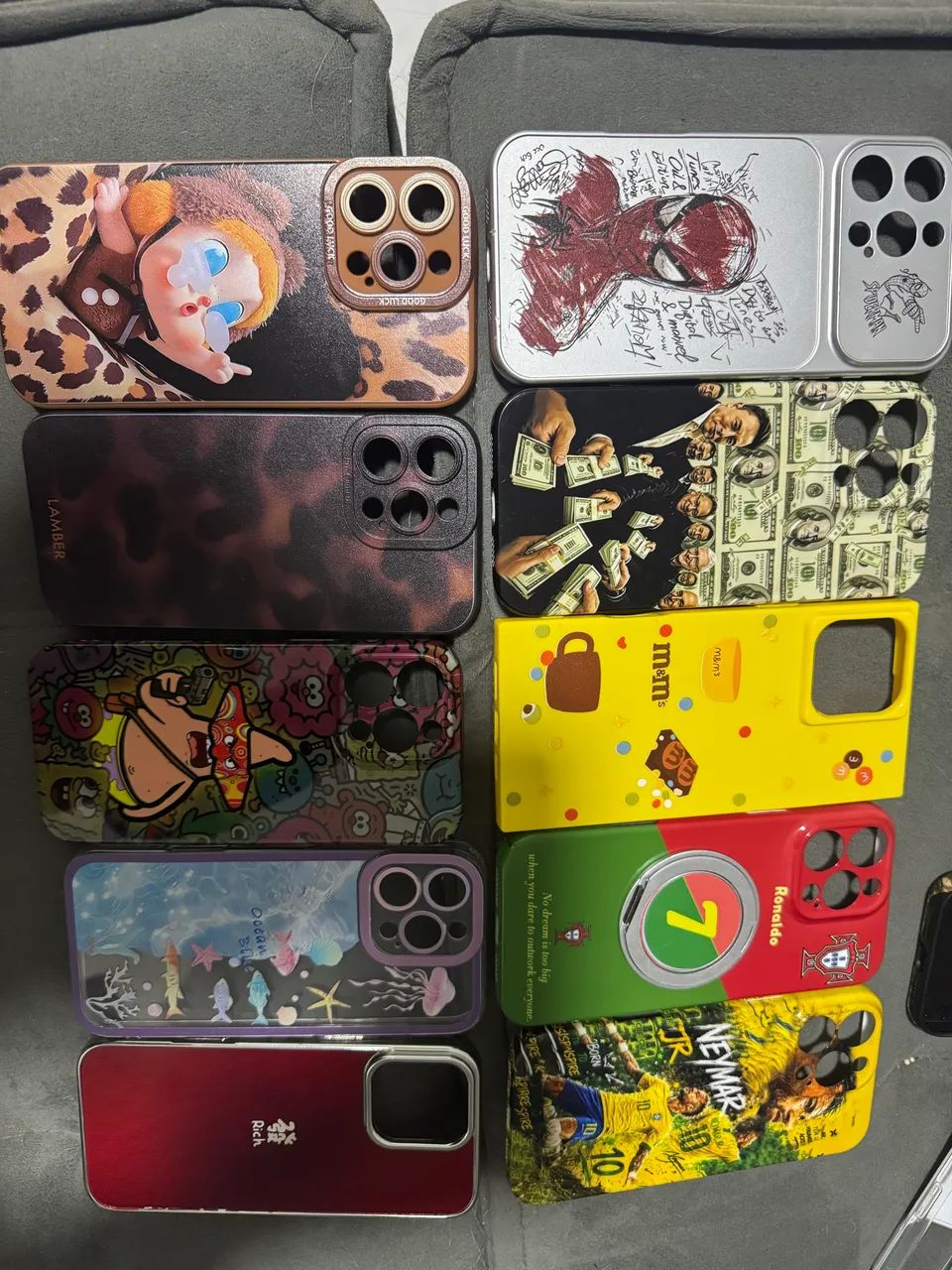 Kit com 5 capinhas novas para iPhone 16 Pro Max. - Foto 2