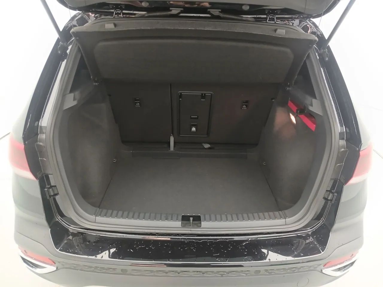 Volkswagen Taos Highline 1.4 250 TSI Flex Aut., foto 9 de 18