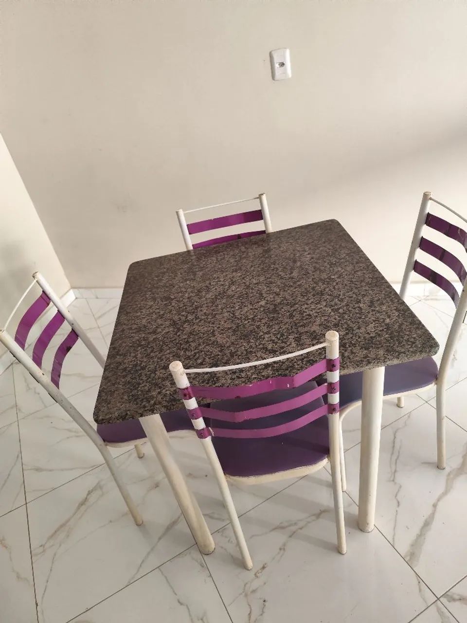 Mesa de cozinha 4 lugares  - Foto 2