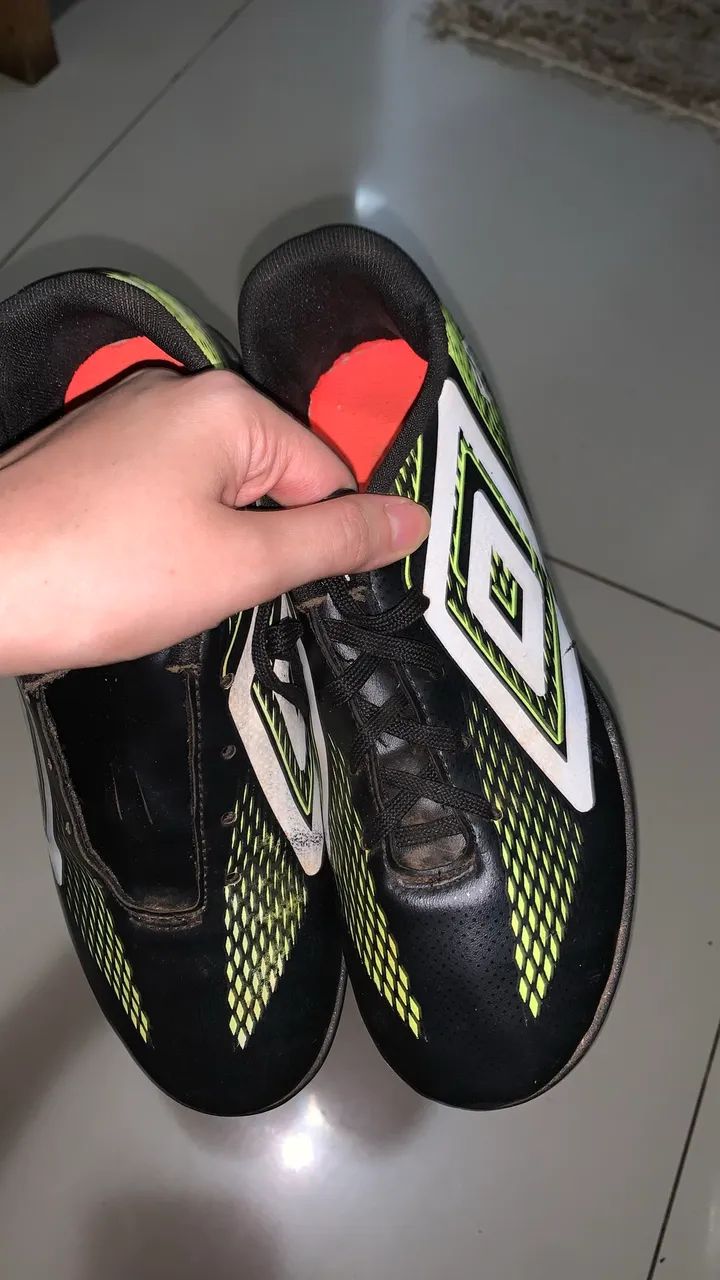 Chuteira Umbro original  - Foto 2