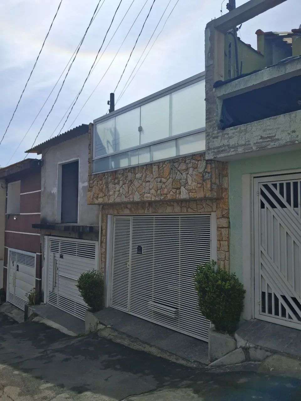 Sobrado Bairro Perracini.  Poá. SP. Próximo estação CPTM . - Foto 2