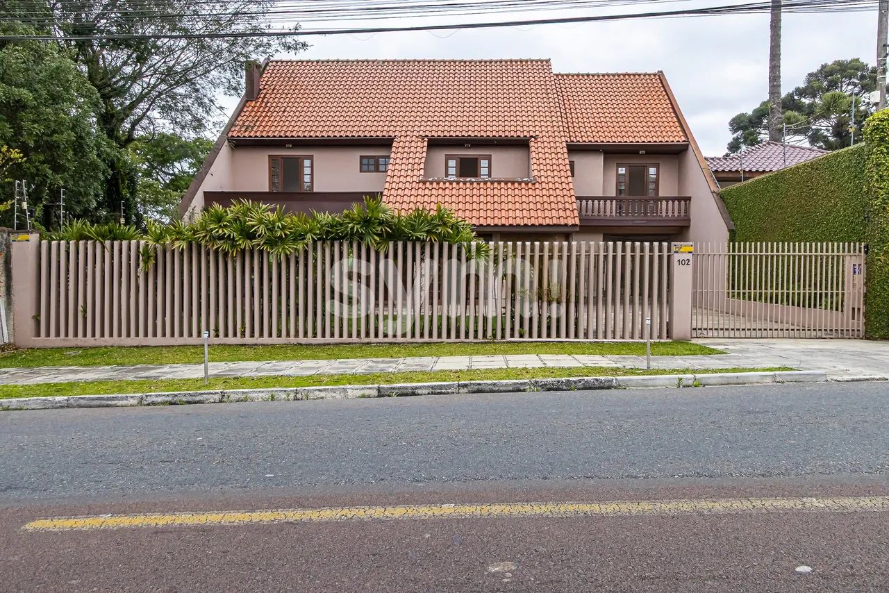 Casa com 4 quartos e edícula - Foto 2