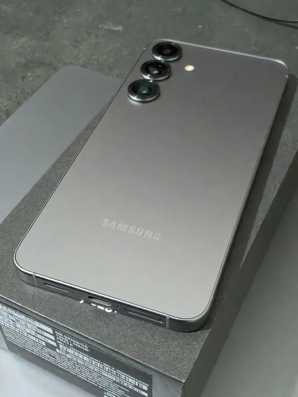 Samsung Galaxy S25 Plus 256GB Prata - Foto 2