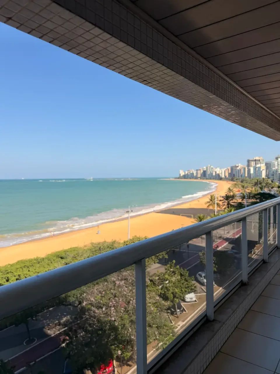 FRENTE MAR - 70 METROS - PRAIA DA COSTA