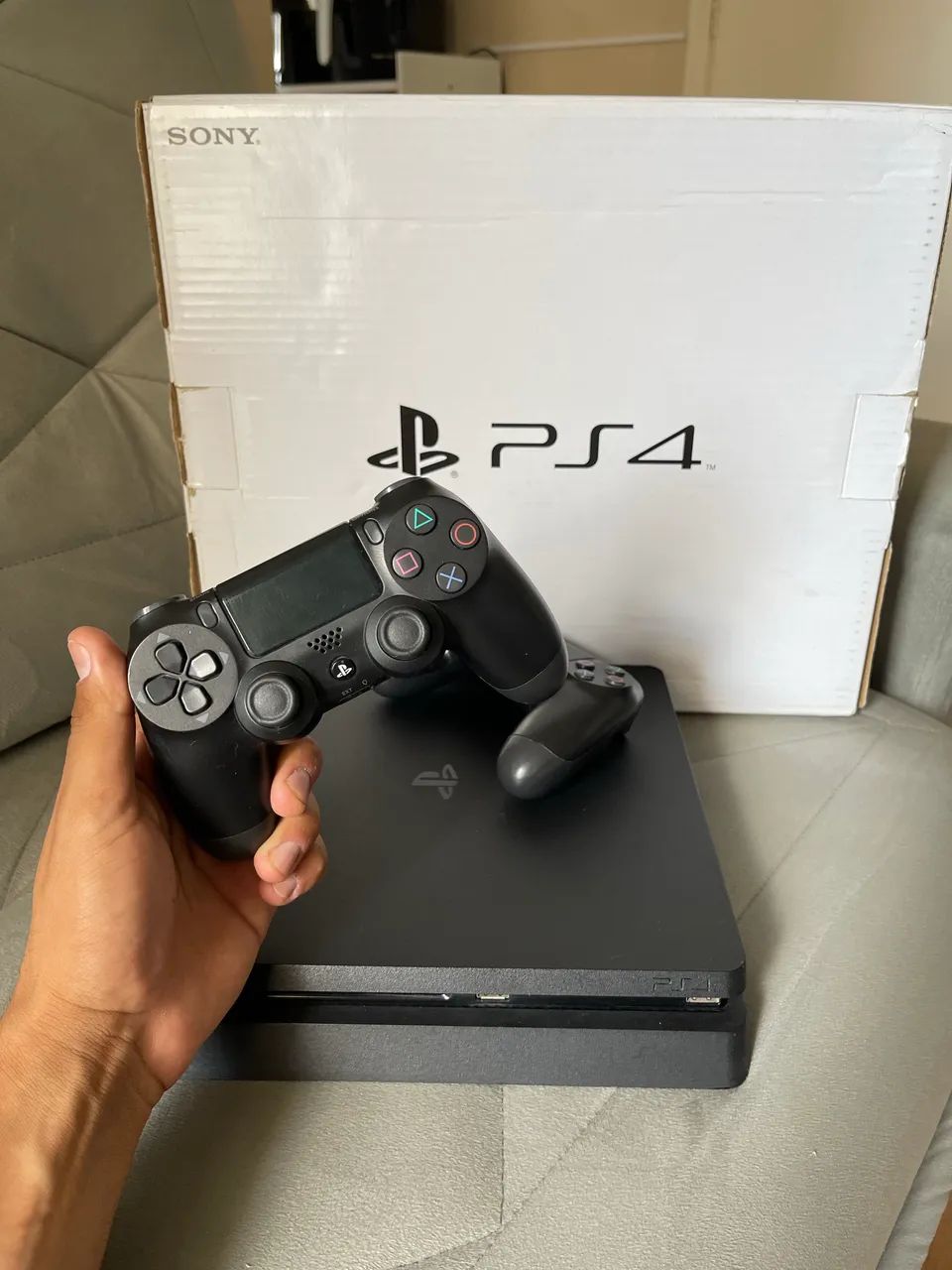 PlayStation 4 Slim