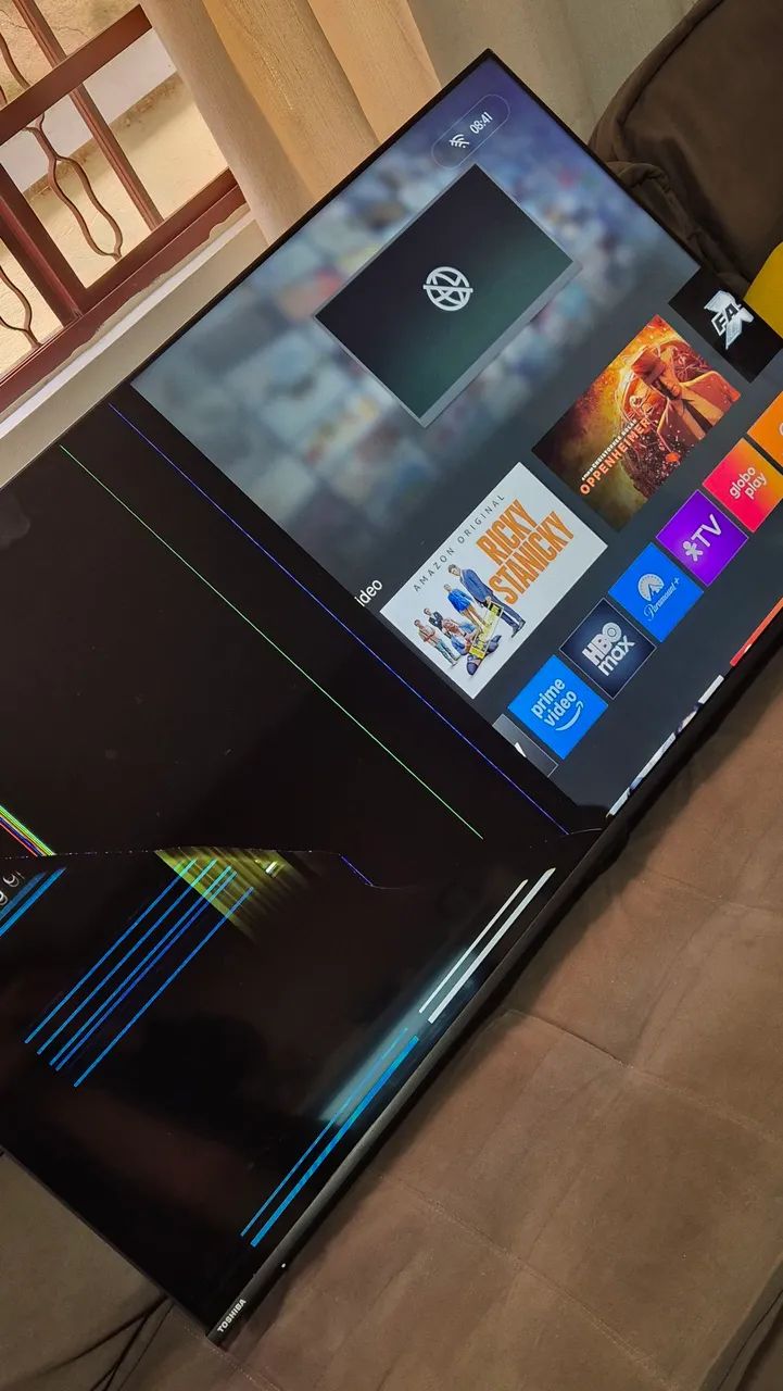 VENDE-SE SMART TV TOSHIBA 58 POLEGADAS COM DETALHE - Foto 2