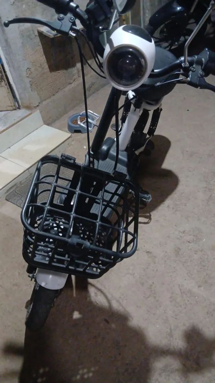 Vendo uma bicicleta elétrica  - Foto 2