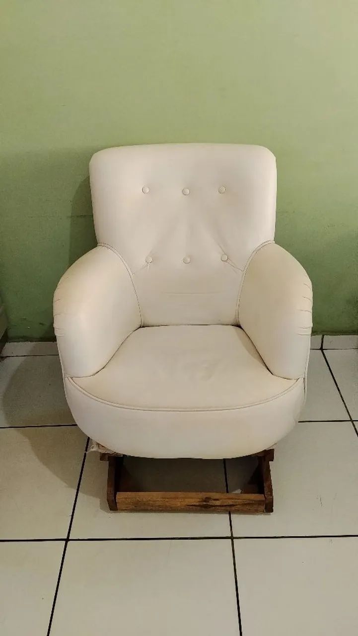 Poltrona de amamentação com balanço <br>