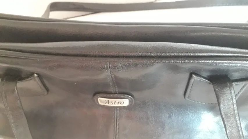 Bolsa feminina Astro cor preta usada mas conservada - Foto 3