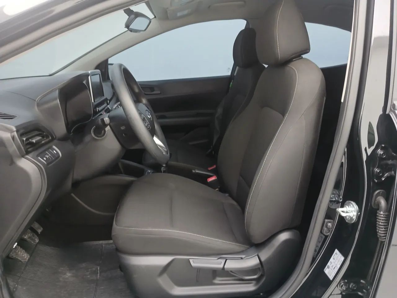 Hyundai HB20 Comfort 1.0 Flex 12V Mec., foto 16 de 18