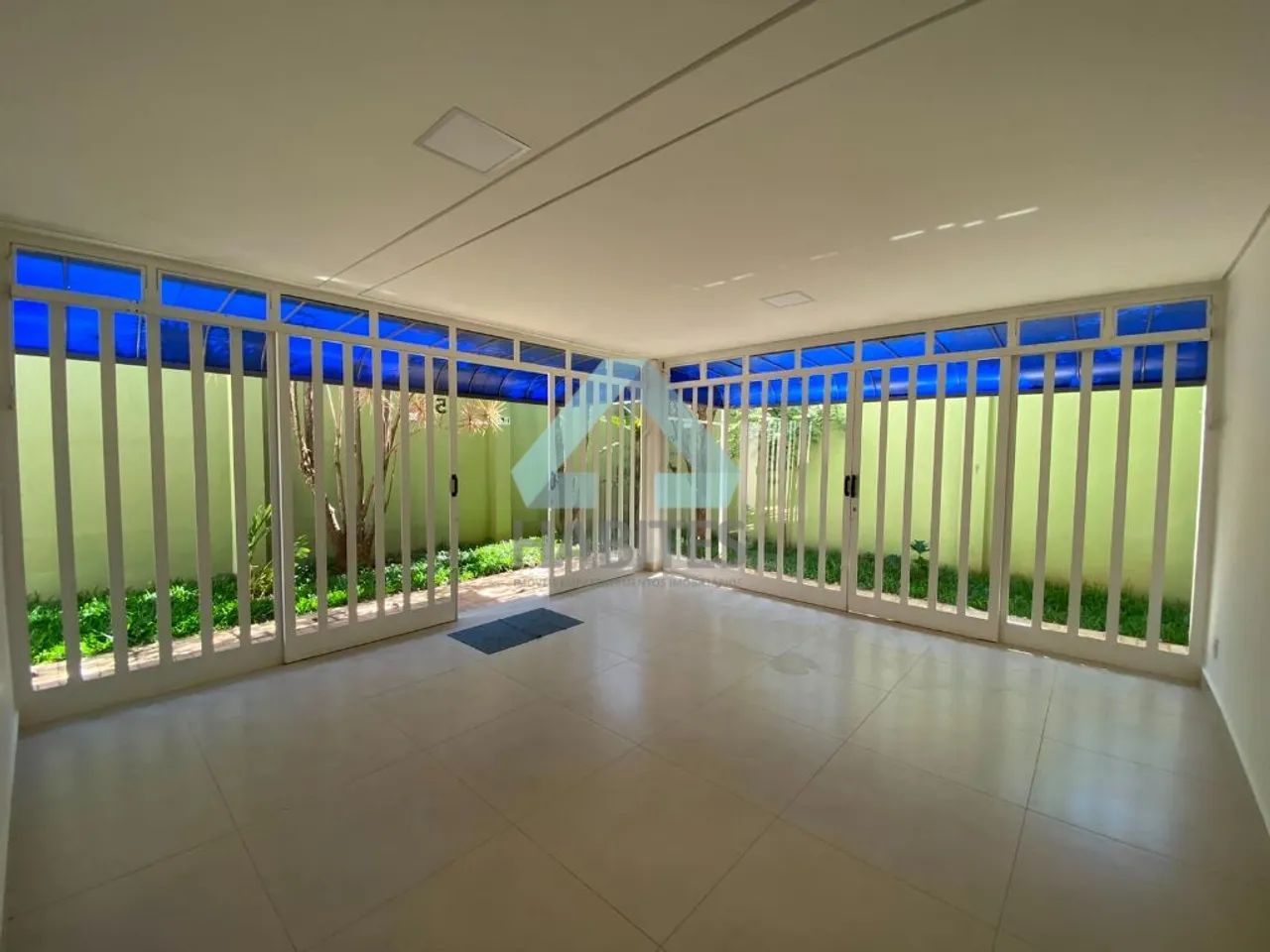 Locação de Comercial / Sala na cidade de Botucatu