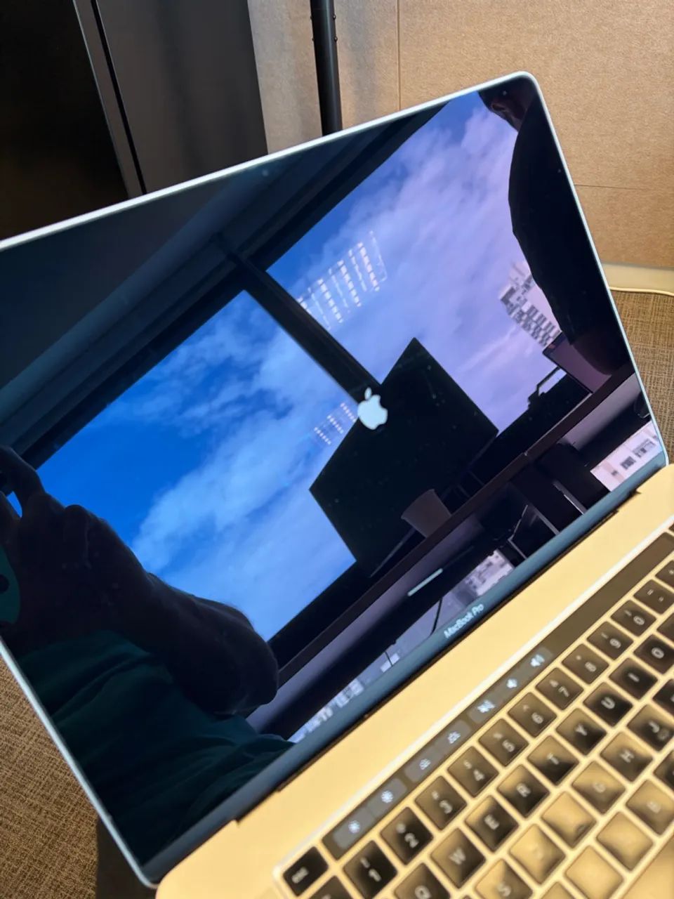 MacBook Pro 16gb i9 - Foto 3