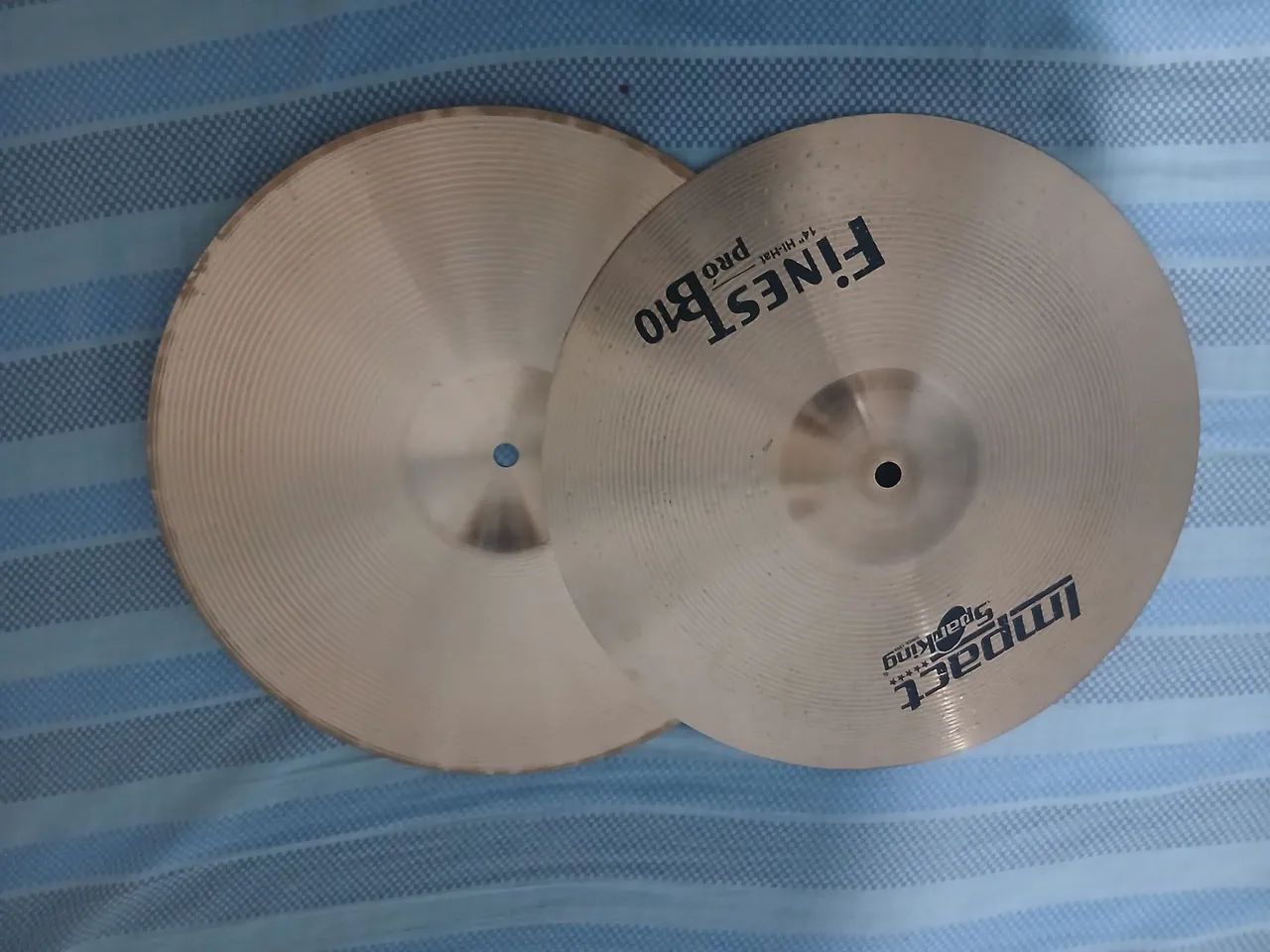 Pratos Hi-hat Bronze liga 10 14" polegadas no precinho  - Foto 4