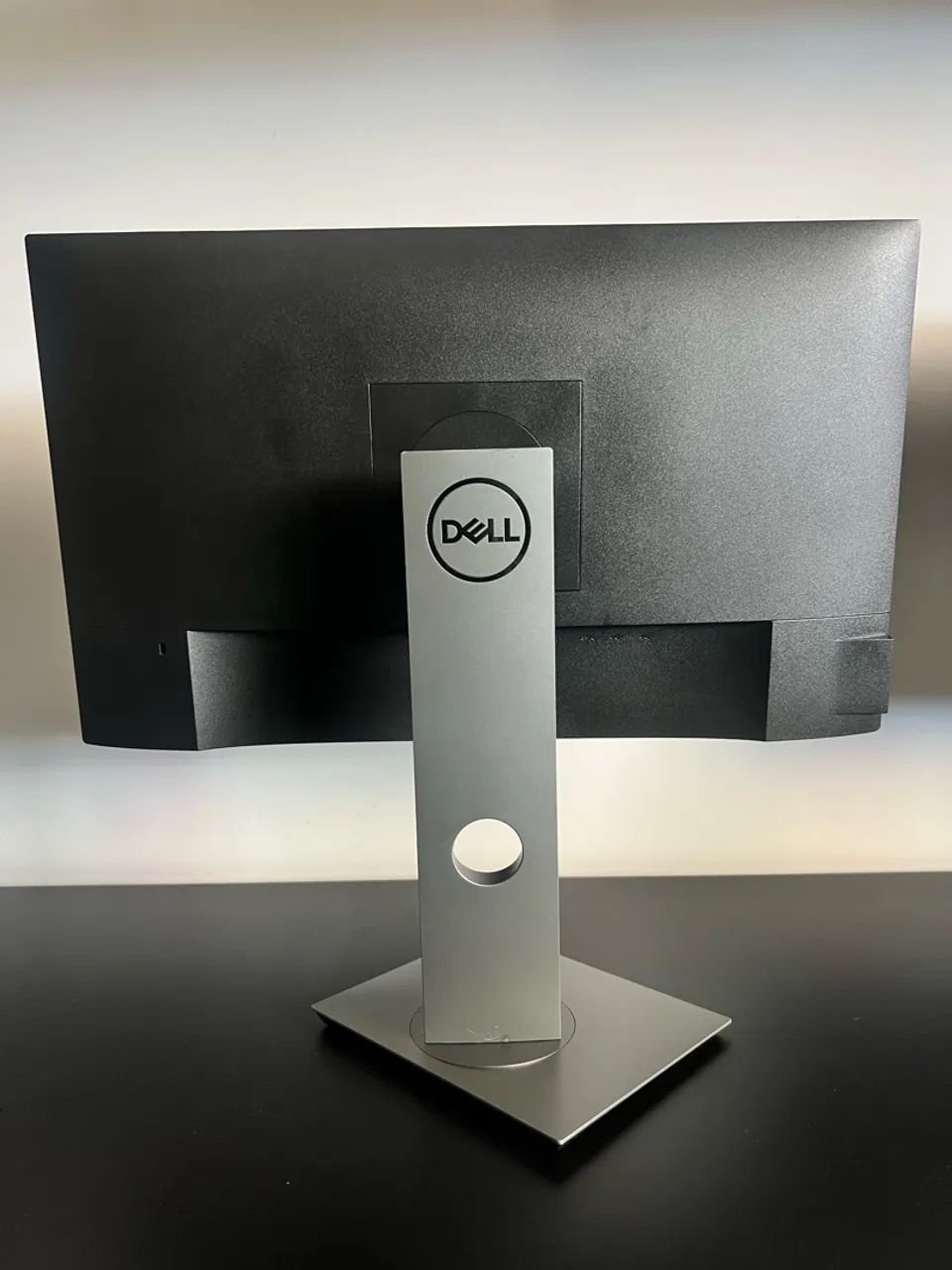 Monitor DELL 27 POLEGADAS BORDA INFINITA - Foto 3