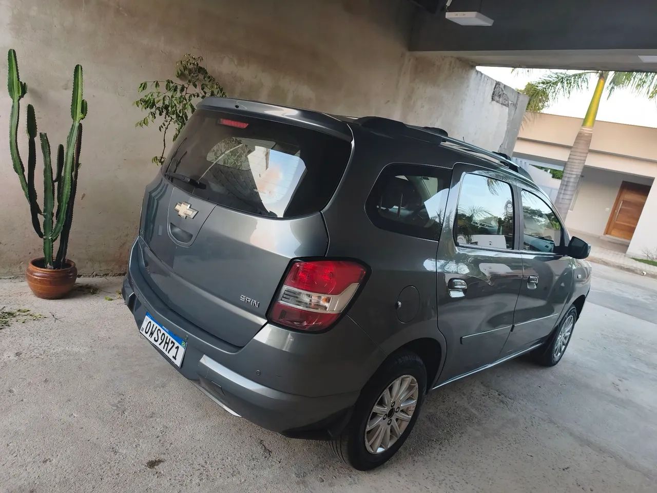 Chevrolet Spin SPIN LT 1.8 8V Econo.Flex 5p Aut. 2014