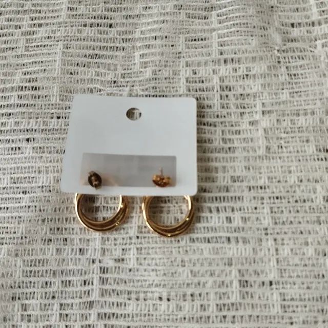 Brinco Dourado Aço Inoxidável - Foto 3