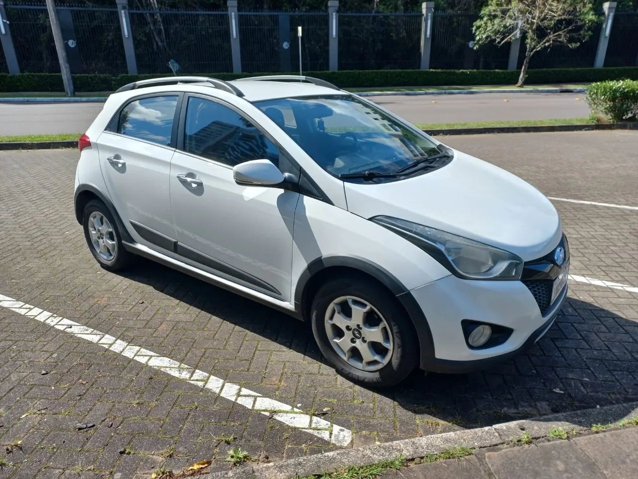Hyundai Hb20X PREMIUM 1.6 AT FLEX 2015
