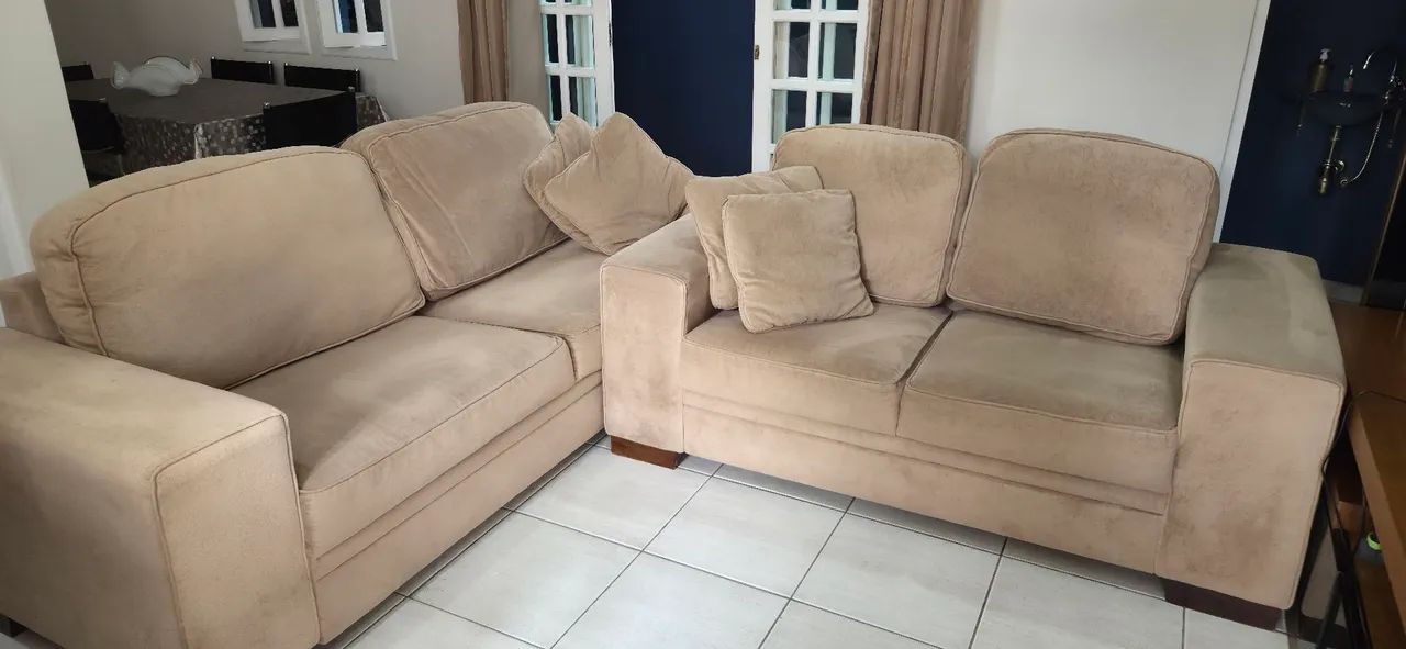 Sofá de 3 e 2 lugares 