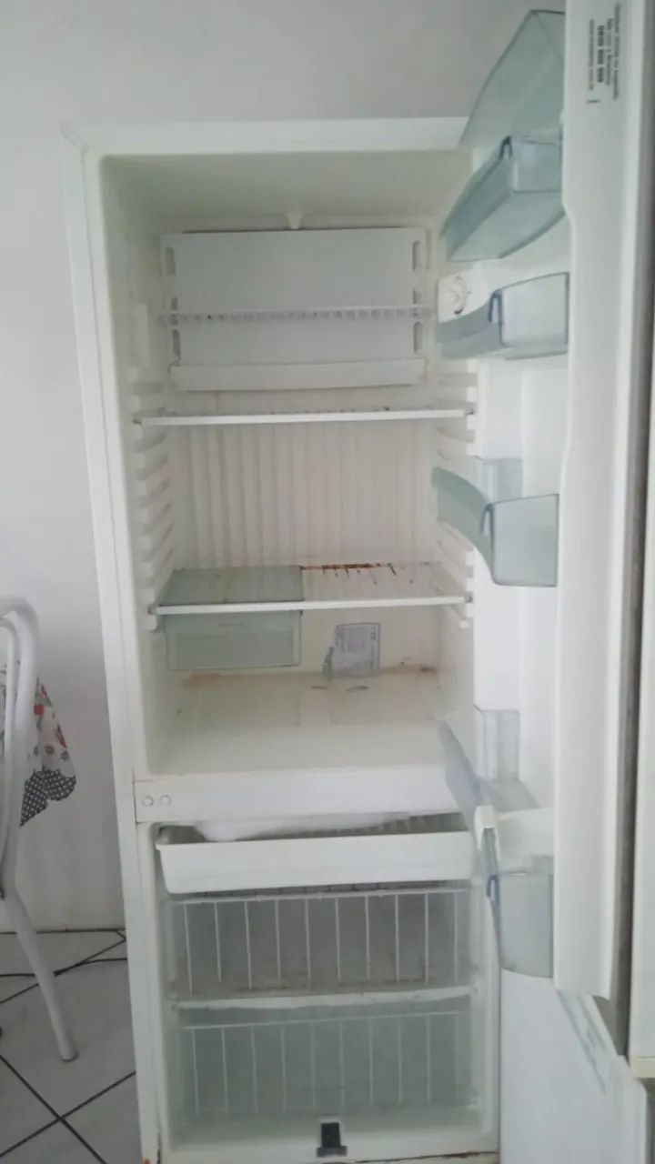 Geladeira Eletrolux  - Foto 2