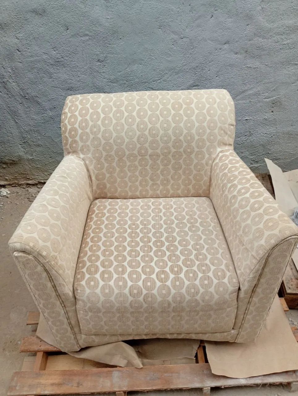 Poltrona Fixa Confortável - Tecido Jacquard - Retrô / Recepção - Foto 3