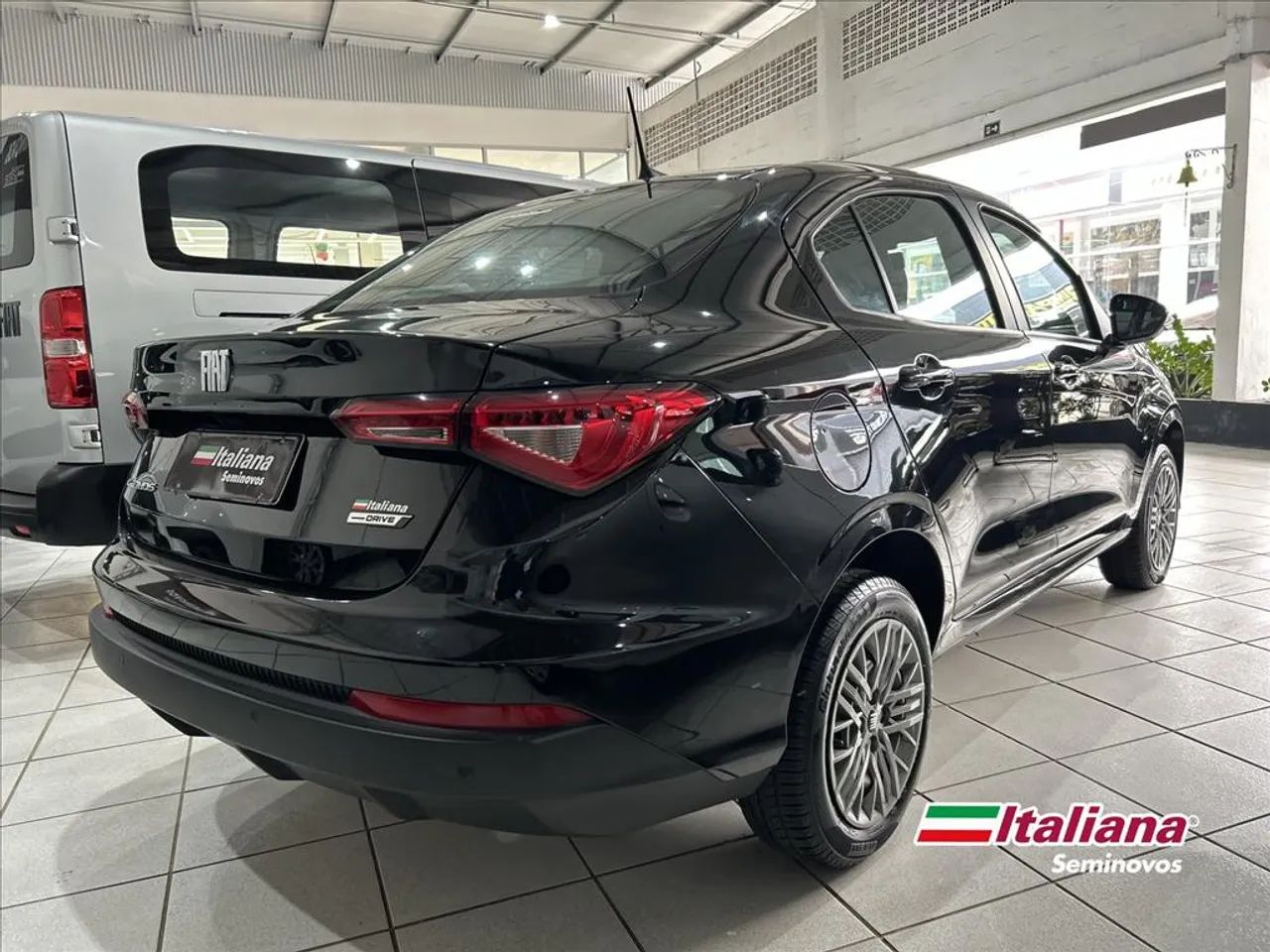 Fiat Cronos 1.0 6V Flex 2026 - Foto 4
