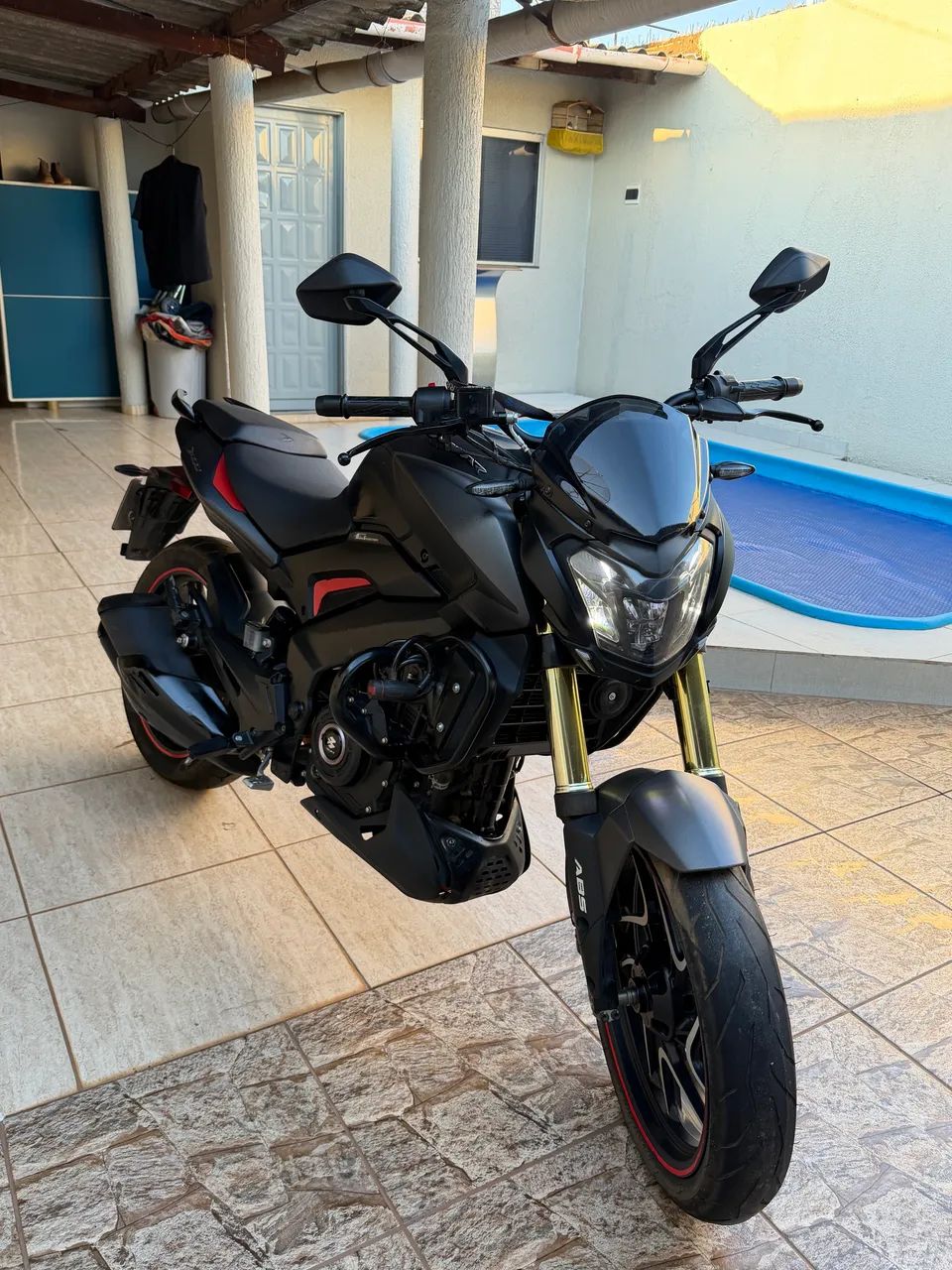 BAJAJ DOMINAR 400 - Foto 3