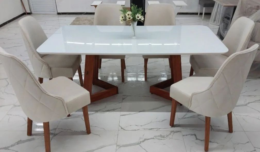 Conjunto Mesa e Cadeiras L.U.X.O - 100% Madeira - Foto 4