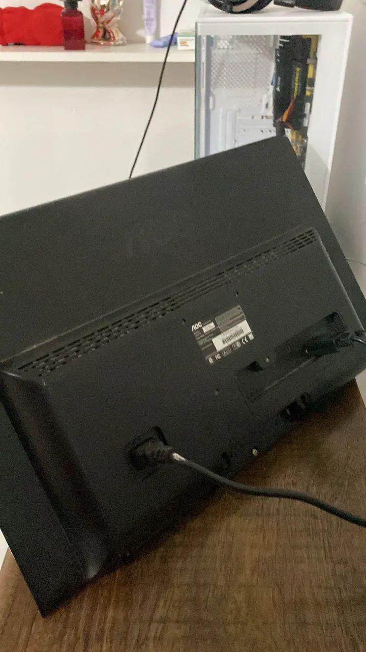 Monitor AOC 19? led - ótimo estado  - Foto 3