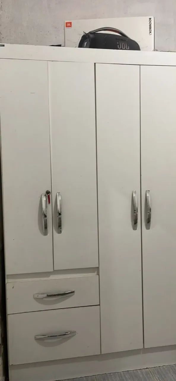 Vendo guarda roupas