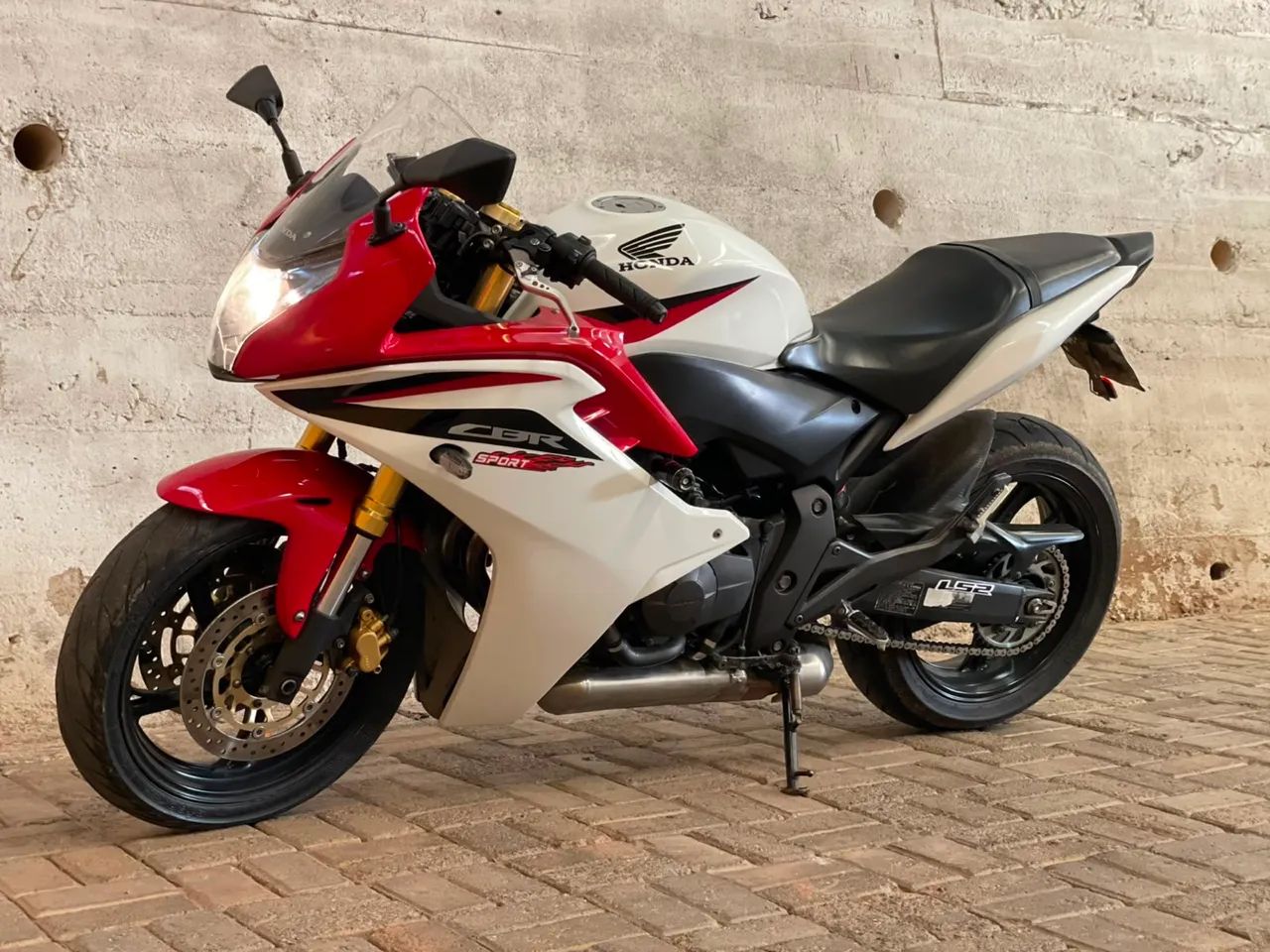 CB 600 F 