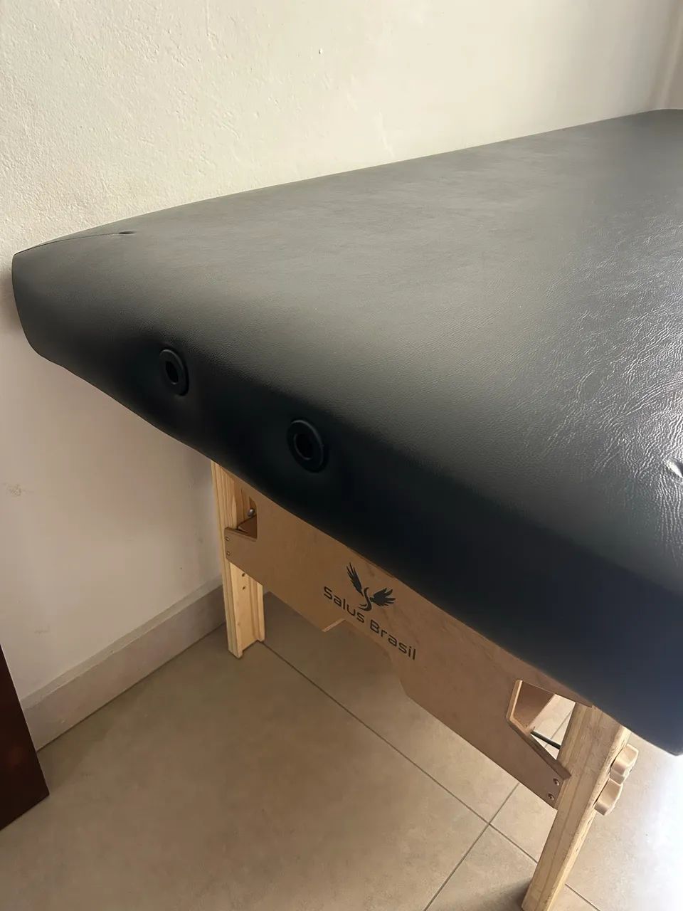 Maca de Fisioterapia Semi Nova - Foto 3