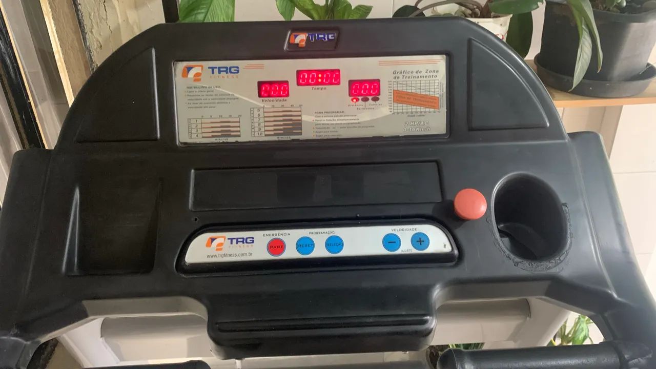 Esteira Ergométrica TRG 3.4 Progress - Foto 3
