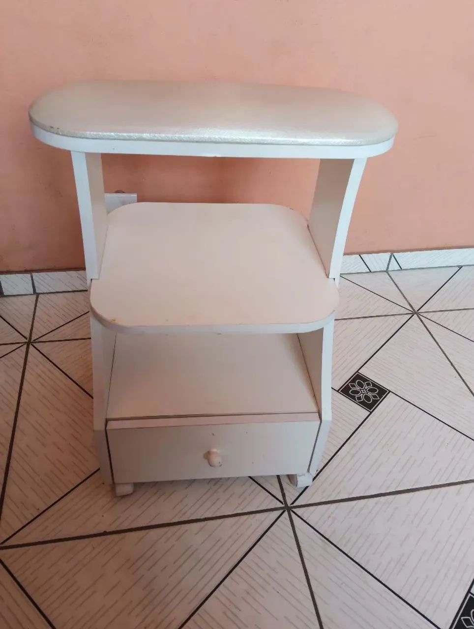 Apoio de pés para manicure. - Foto 2