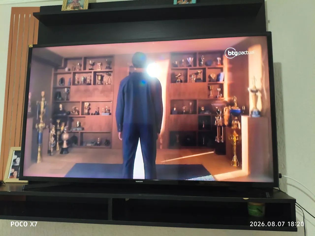 TV SAMSUNG SMART(PREÇO NEGOCIAVEL)