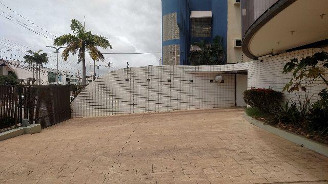 Apartamento Edificio Villa Lobos, no Calhau, 1 por andar, 323 m2 - Foto 4
