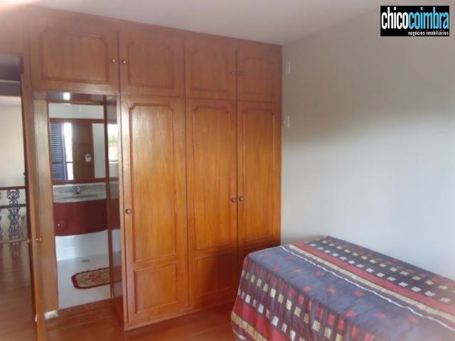 Sobrado no Setor Coimbra, 4 suítes amplas, 4 salas, escritório, área de lazer, porcelanato - Foto 19