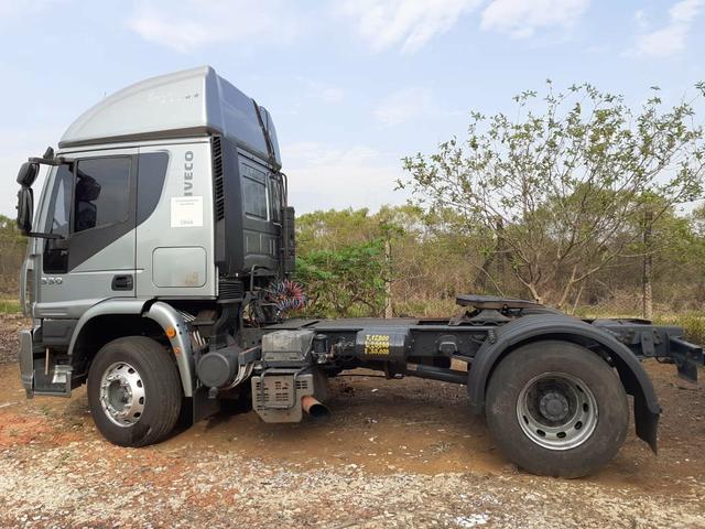 Iveco Cursor 330 - Foto 3