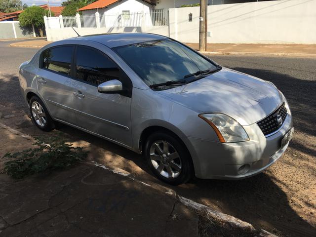 Vendo Nissan Sentra - Foto 3