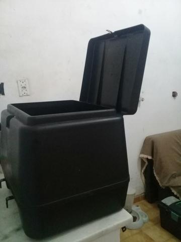 Baú preto