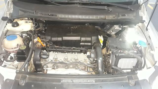 Vw Fox 1.0 Completo - Foto 9