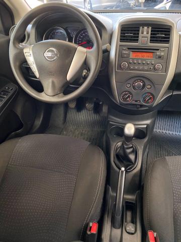 Nissan Versa SV 1.6 Flex Mec 2017/2017 29.000 km!! - Foto 3