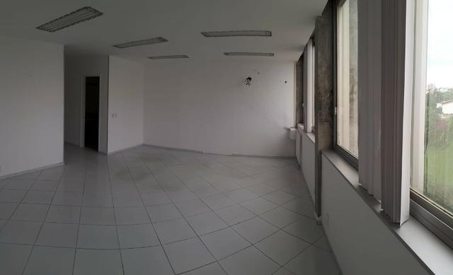 Sala Caminho das Árvores alugada para investidor - Sl 618 - Centro Empres. Iguatemi - Foto 7