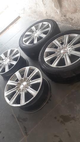Vendo RODAS ARO 15 semi novas!! - Foto 3