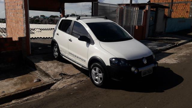 Vende-se ou troca por carro de menor valor mais volta - Foto 2