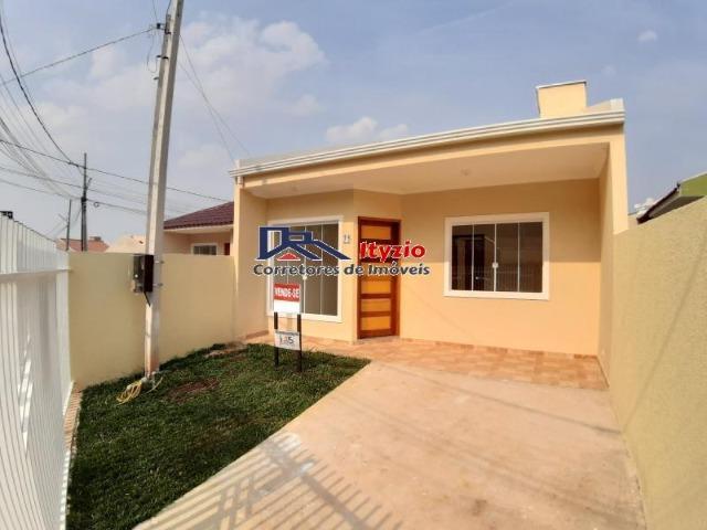 Casa com 3 quartos dentro de condomínio no bairro Gralha Azul