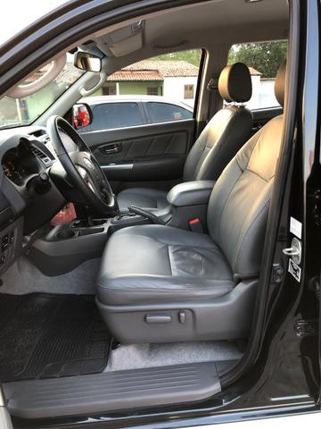 Toyota hilux srv ano 2015 top - Foto 20