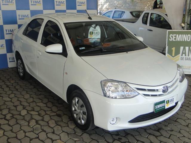 Etios 2016/17 aut completo