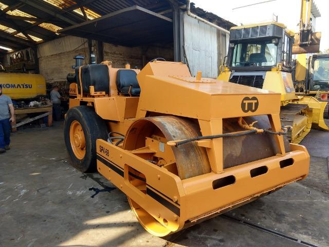 Rolo compactador tema terra spv 68 1990 versão asfalto