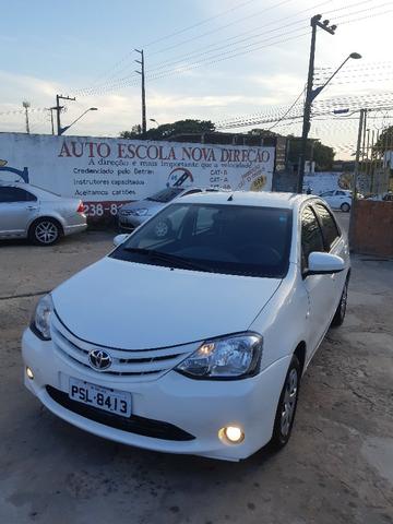 Etios XS 1.5 Sedã 2016 - Foto 3