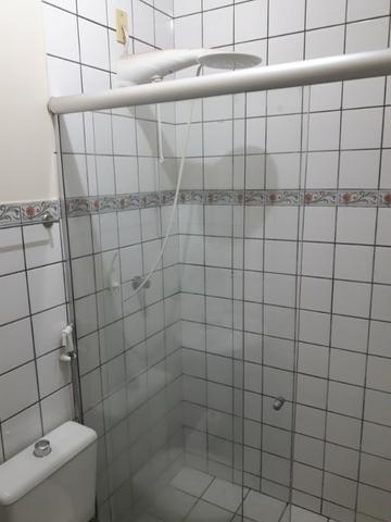 Casa aconchegante em condomínio - Foto 4